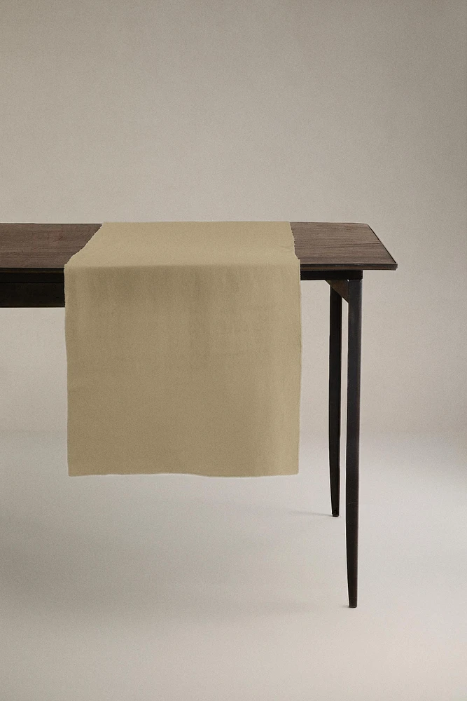 LINEN TABLE RUNNER