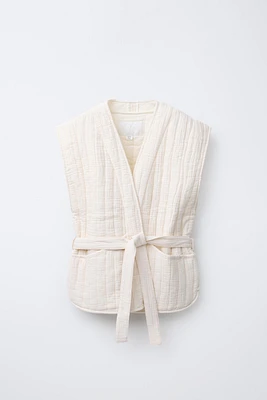 TEXTURED QUILTED VEST