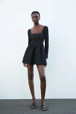 TEXTURED DRESS WITH VOLUME