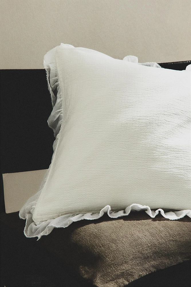 HOUSSE DE COUSSIN TEXTURE VOLANT