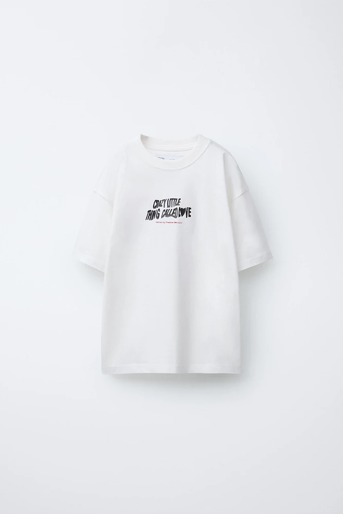 T-SHIRT INSCRIPTION « CRAZY LITTLE THING CALLED LOVE » © FREDDIE MERCURY