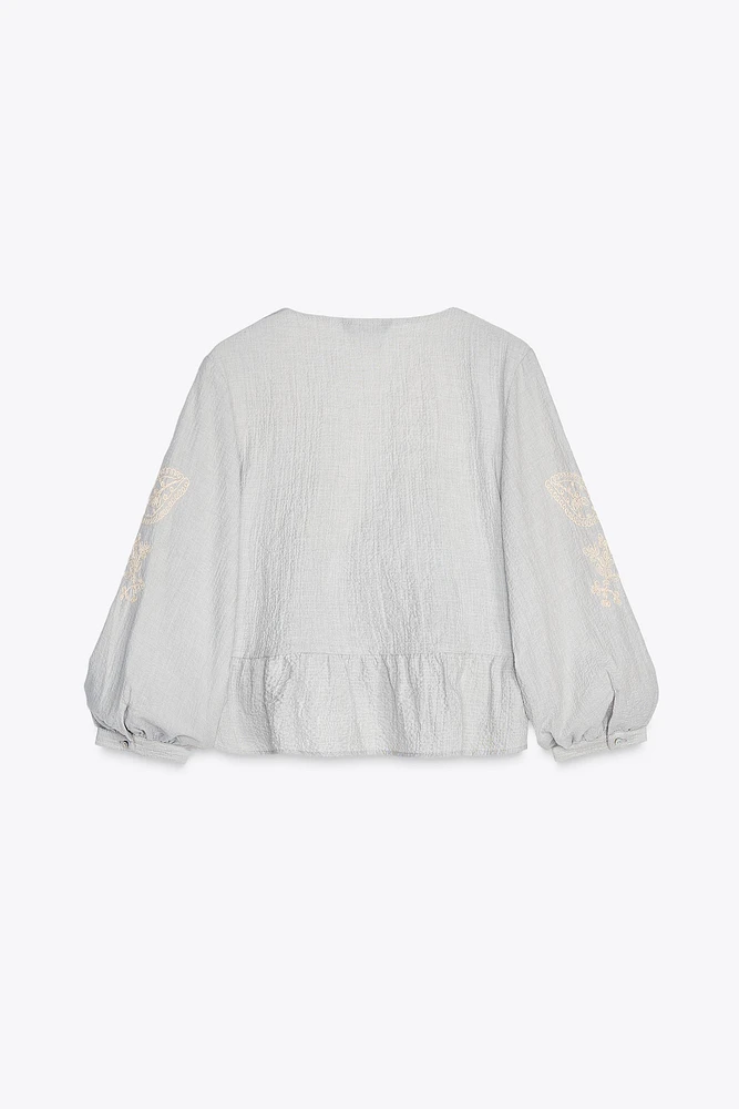 EMBROIDERED RUSTIC TOP