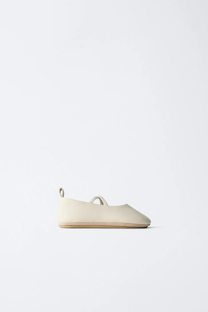LEATHER BALLET FLATS