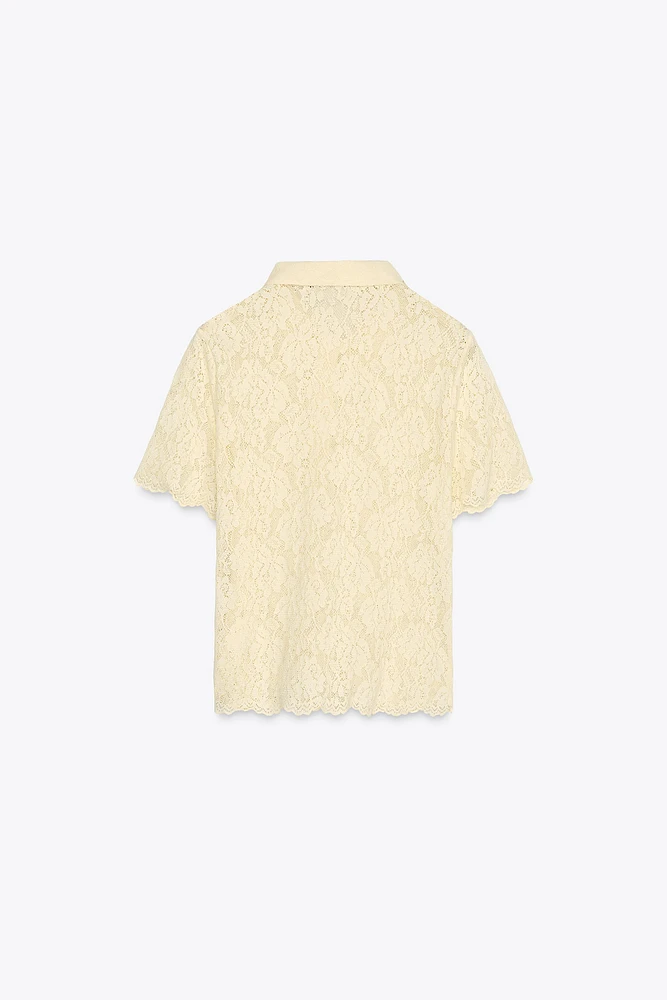 CHEMISE EN DENTELLE