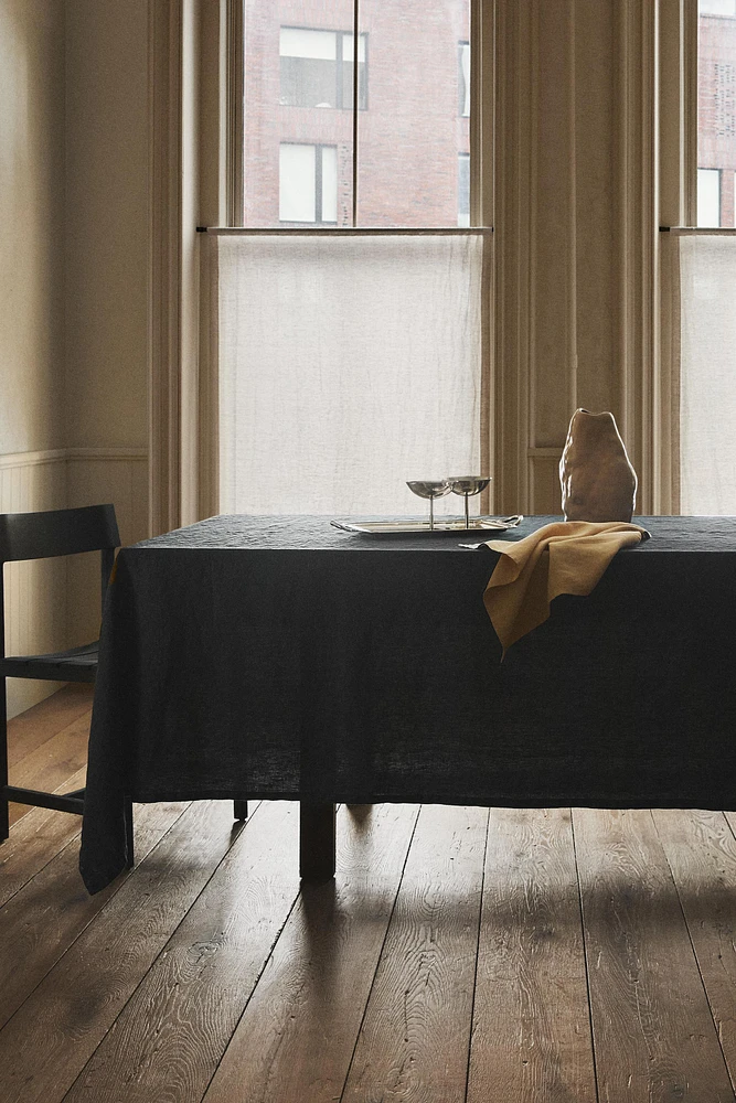 WASHED LINEN TABLECLOTH