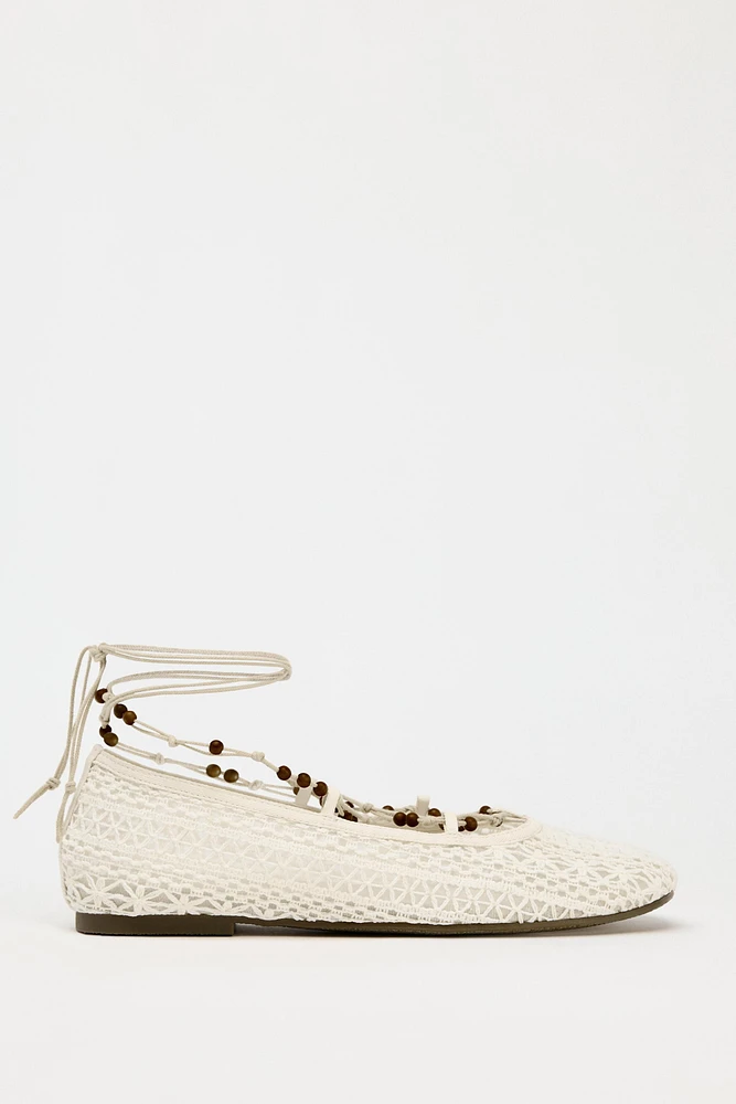 BALLERINES EN TISSU CROCHET ET DÉTAILS FANTAISIE