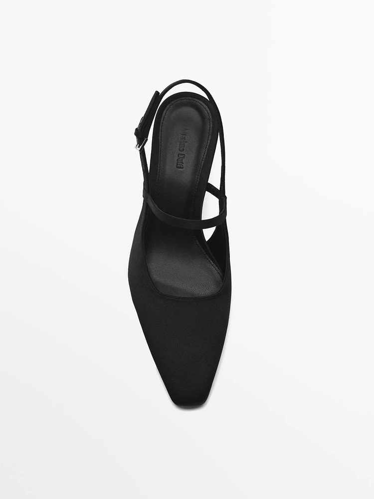 Escarpins en satin