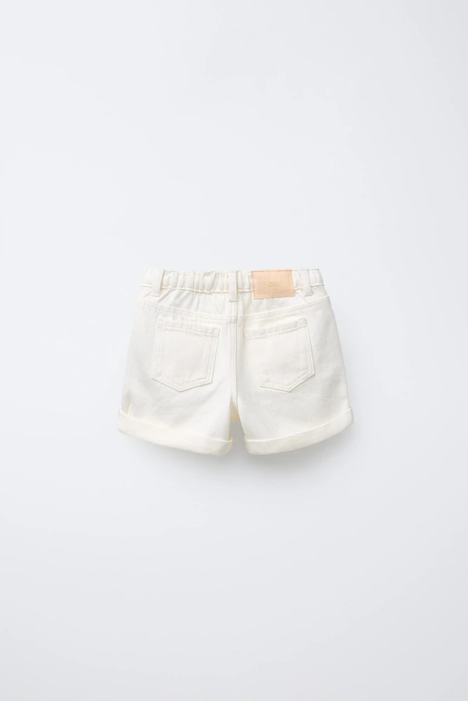 BERMUDA EN JEAN HIGH WAIST FLEURS BRODÉES