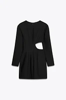 ROBE COURTE CUT OUT