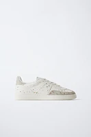 PAINT EFFECT SNEAKERS