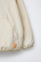 LIGHTWEIGHT HOODED RAINCOAT
