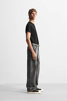 BELTED RELAXED FIT JEANS