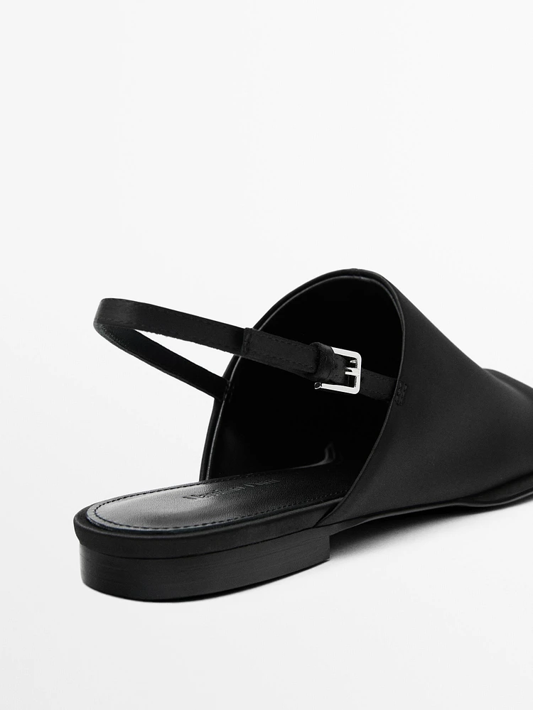 Flat mules