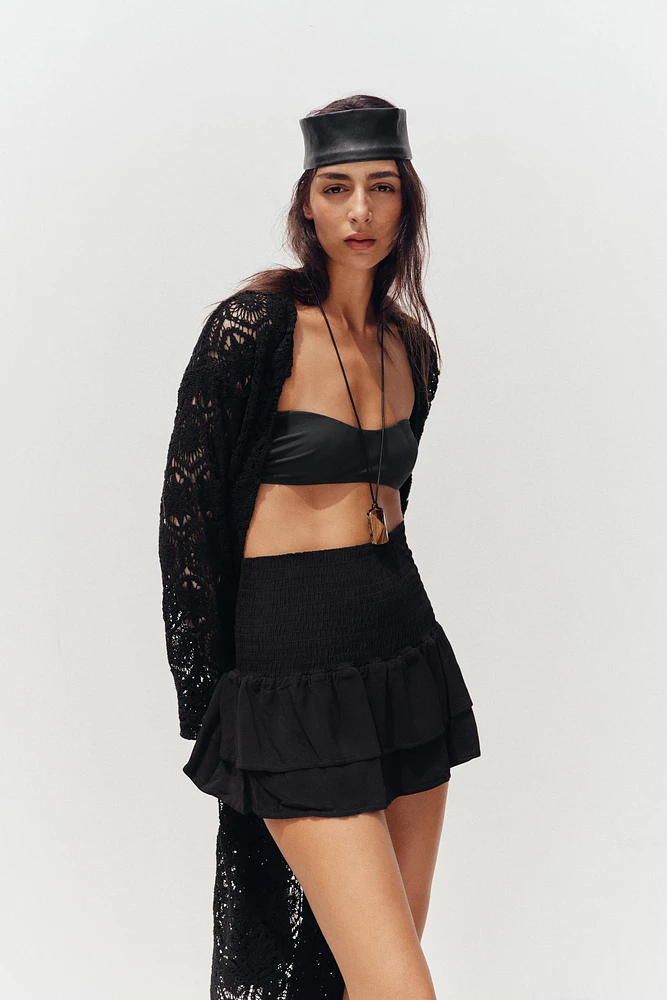 WIDE WAISTBAND RUFFLE SHORTS