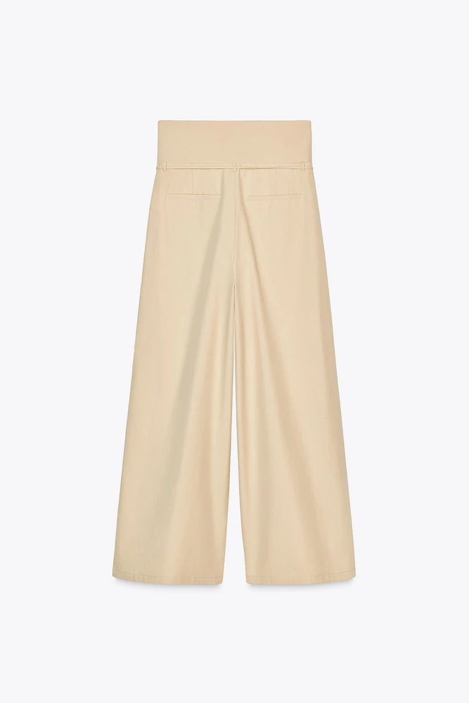 HIGH-WAISTED PANTS