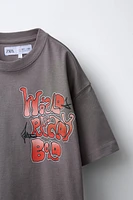 T-SHIRT À IMPRIMÉ GRAFFITI