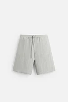 FLOWY WIDE FIT SHORTS