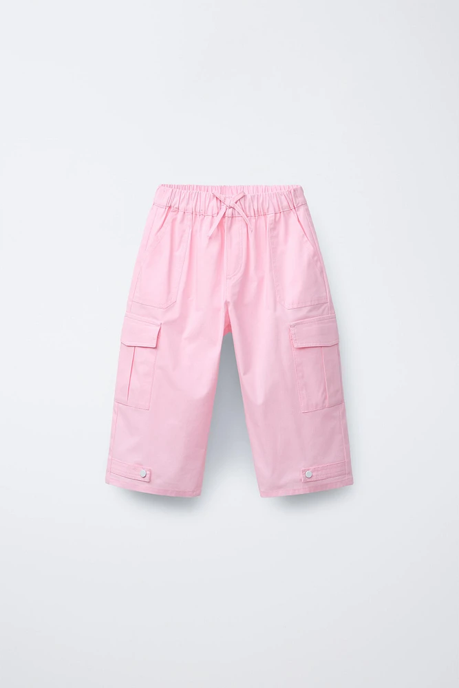 MULTI-POCKET CARGO PANTS