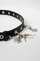 CEINTURE EN CUIR À CLOUS ET  CHARMS KATE MOSS X ZARA