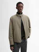 Lightweight jacket with zip fastening