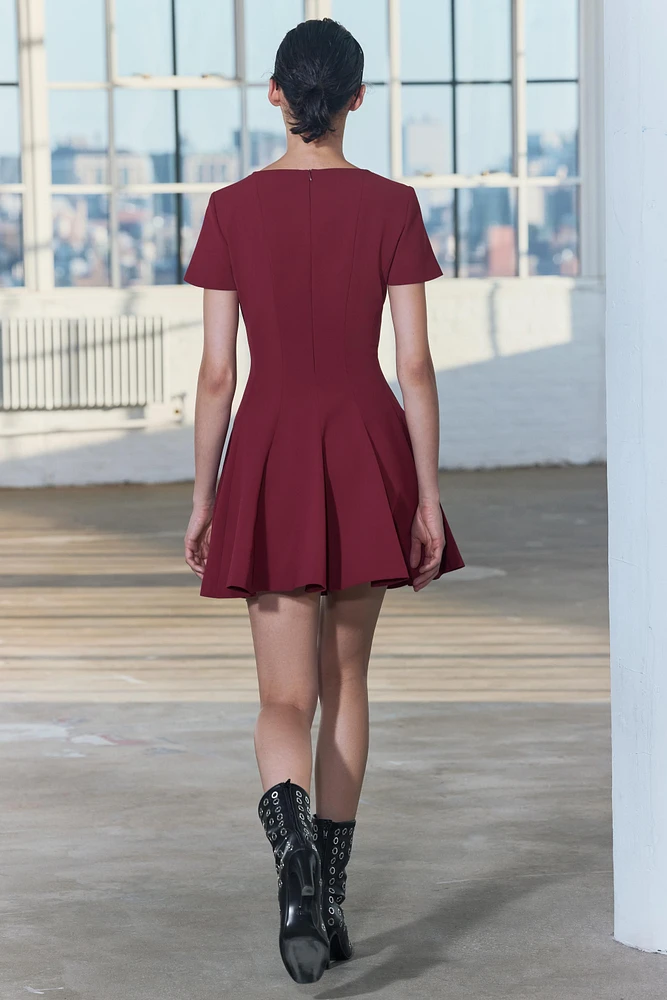 ROBE COURTE GODETS COLLECTION ZW