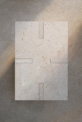 SIDETABLE 01