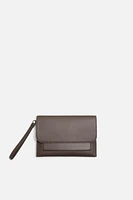 TEXTURED CLUTCH