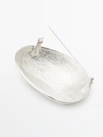 Broche ovale
