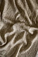 THIN SOFT FRINGED BLANKET