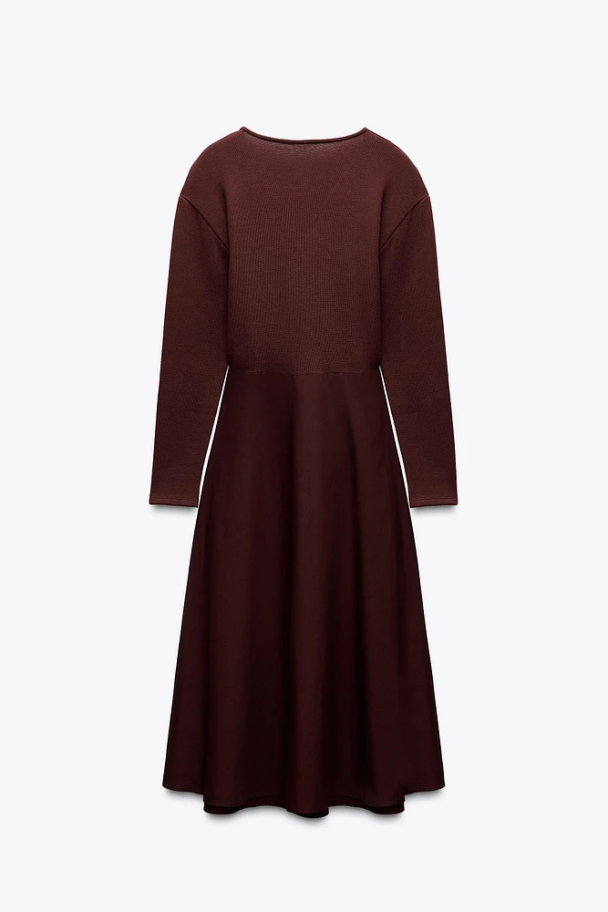 ROBE BIMATIÈRE À BROCHES