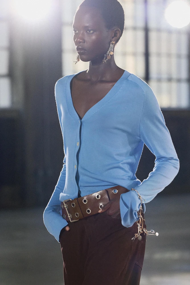 STUDDED LEATHER BELT