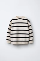 SOFT KNIT SWEATER