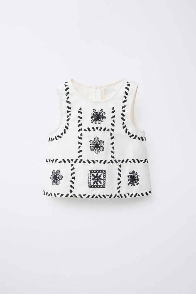EMBROIDERED LINEN TOP