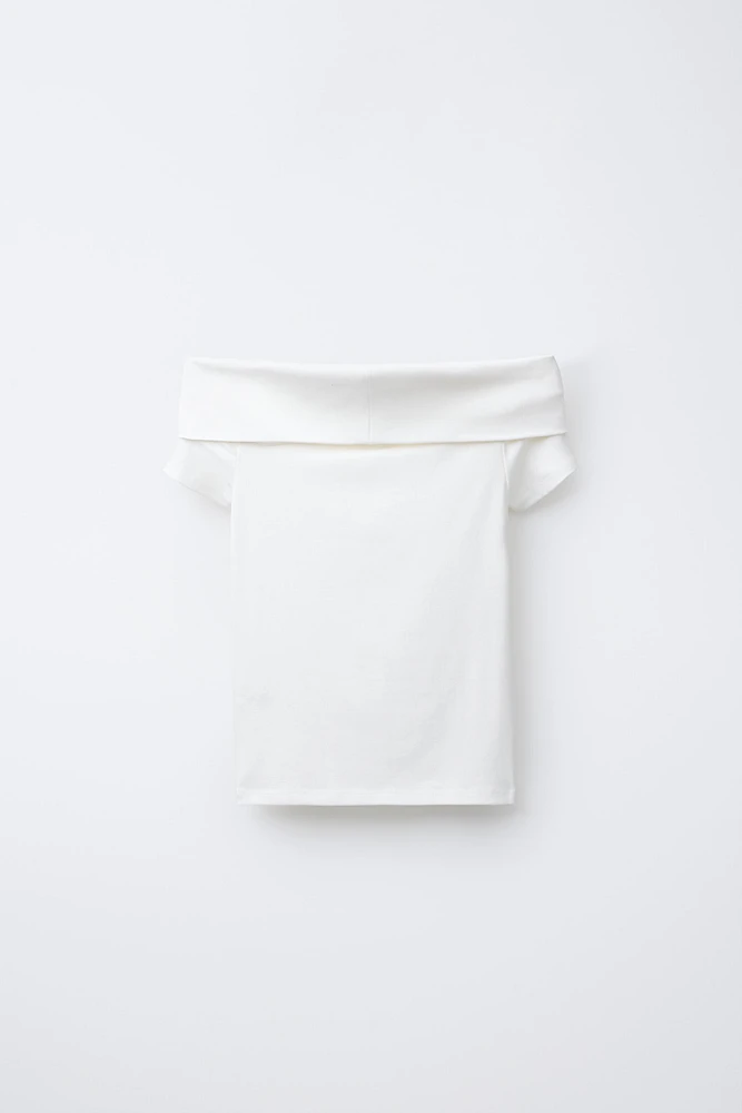 T-SHIRT CLOUS OFF SHOULDER
