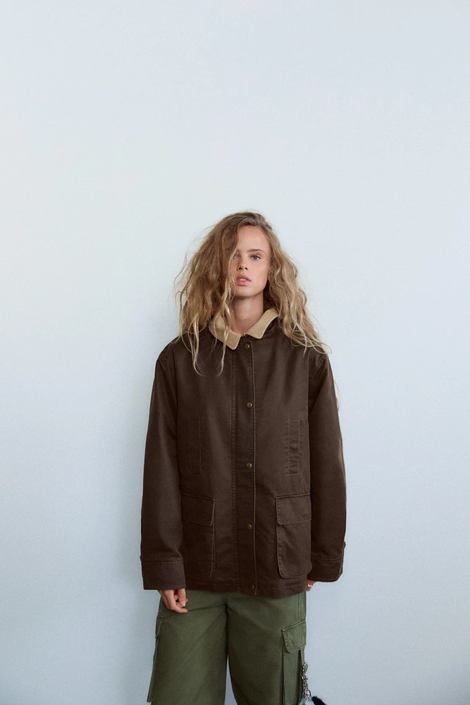 VESTE COL CONTRASTE