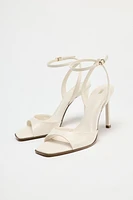 SANDALES VERNIES À TALONS