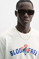 T-SHIRT À INSCRIPTION BRODÉE