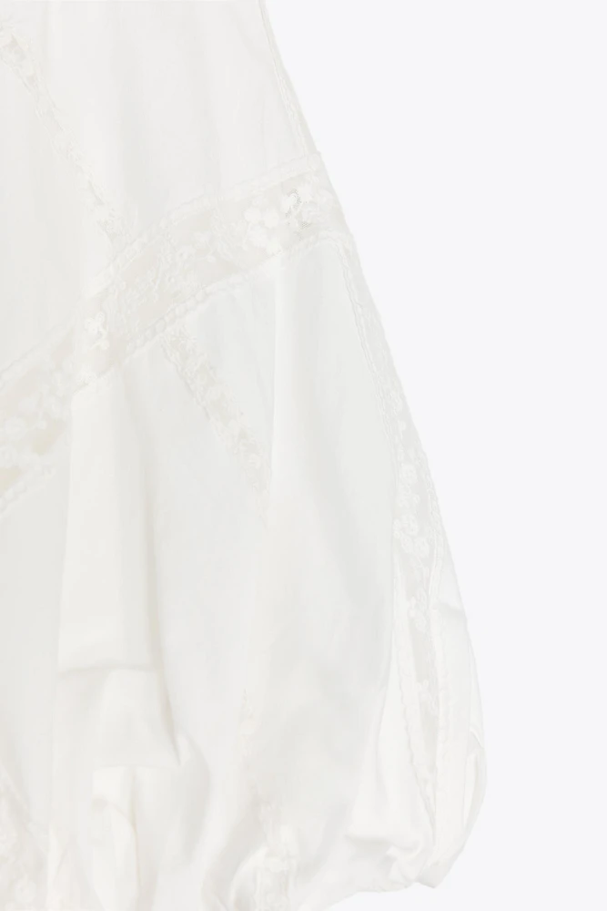 EMBROIDERED MINI SKIRT