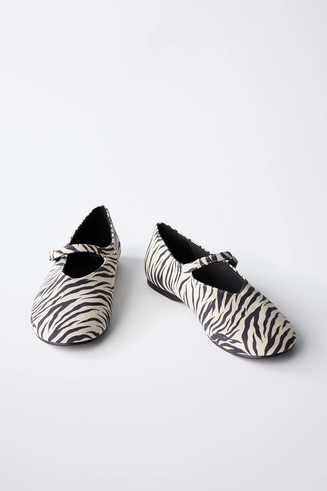 ANIMAL PRINT BALLET FLATS