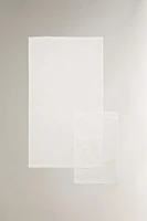 LOT SERVIETTES DE BAIN BRODÉES (LOT DE 2)