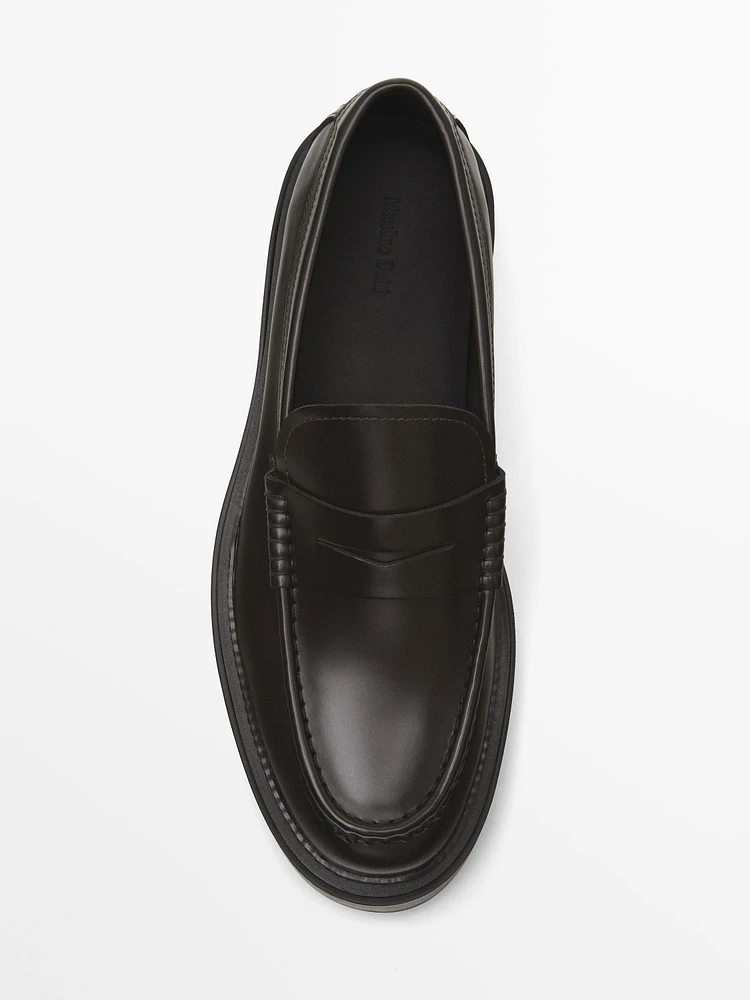 Mocassins en cuir avec patte