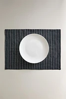 DOUBLE-LAYER LINEN PLACEMAT
