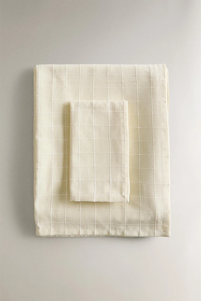 NAPPE QUADRILLÉE FIL TEINT