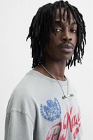 T-SHIRT DÉLAVÉ BRODERIES EN MATIÈRES VARIÉES