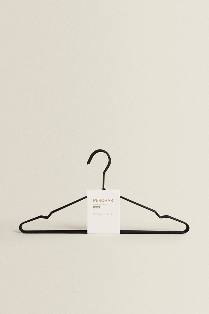 RUBBERIZED HANGERS (PACK OF 6)