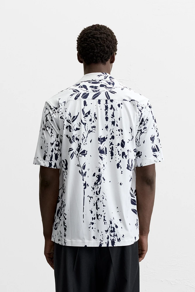 LEAF PRINT STRETCH SHIRT