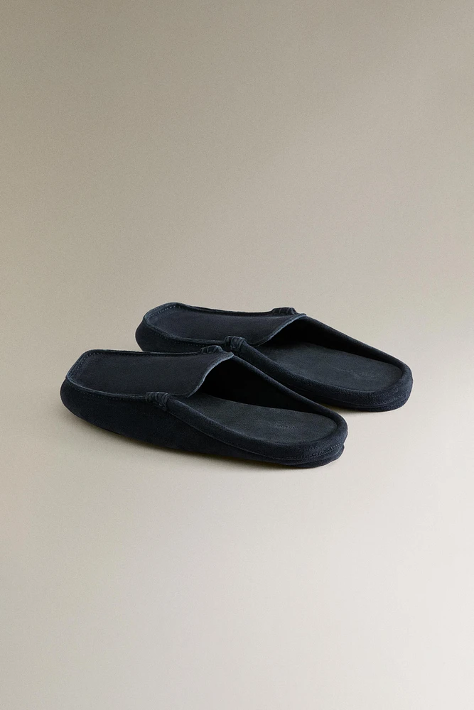 LEATHER MULE LOAFERS