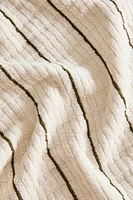STRIPED TEXTURED BATH TOWEL