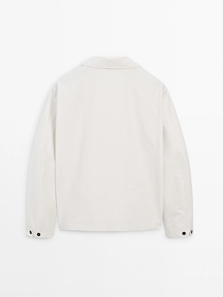 Cotton blend jacket with pockets