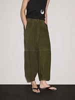 Pantalon balloon en cuir finition daim